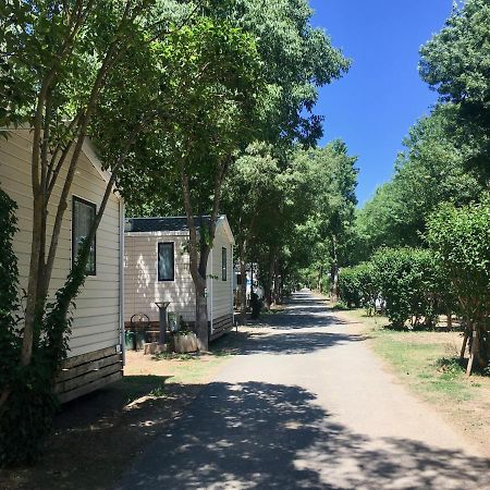 Camping maeva Respire Ecolodge l'Etoile d'Argens Fréjus Eksteriør billede