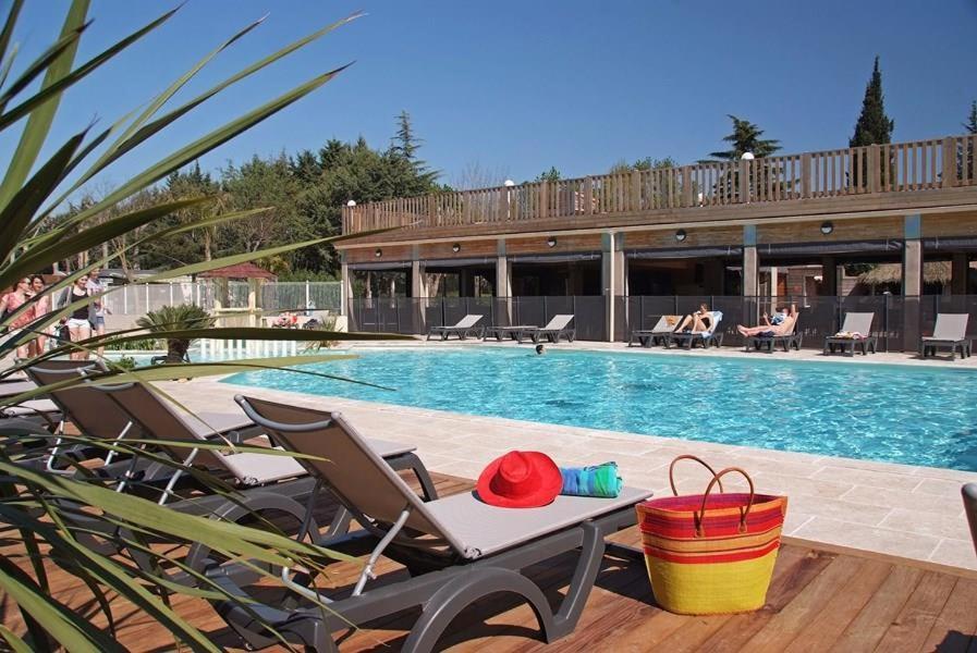 Camping maeva Respire Ecolodge l'Etoile d'Argens Fréjus Eksteriør billede